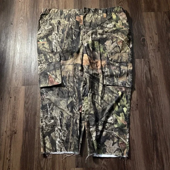 Mossy Oak Camo Cargo Shorts Mens 44/46 XXL Hunting Outdoors Cropped Pants‎