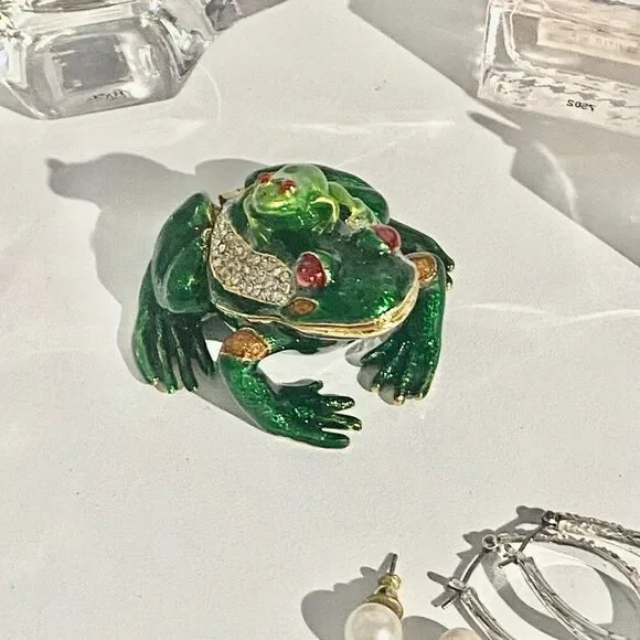 Green Frog Trinket Box