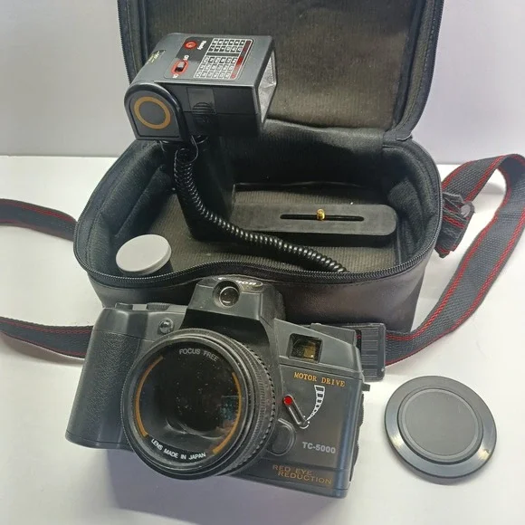 Canon Motor Drive TC-5000‎ 35mm Film Red Eye Reduction With Floodlight Untested