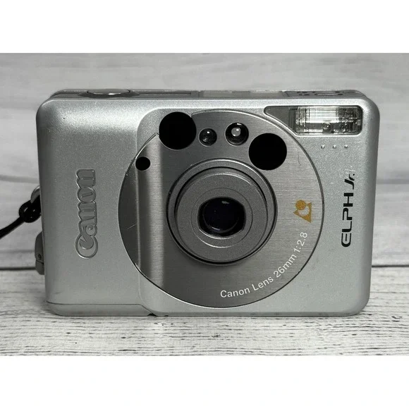 Canon ELPH Jr‎ 26mm f2.8 APS Film Camera Silver Point and Shoot Vintage
