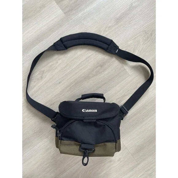 Canon Padded Nylon Camera Carry/Shoulder Bag w/ Strap, Accessory Compartments