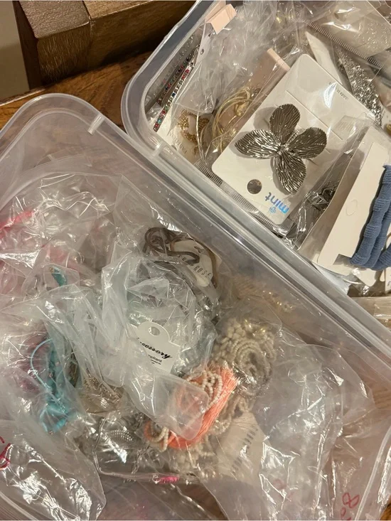 Clearance WomanNecklaces/Hair Accessories over 50 pieces bins not included