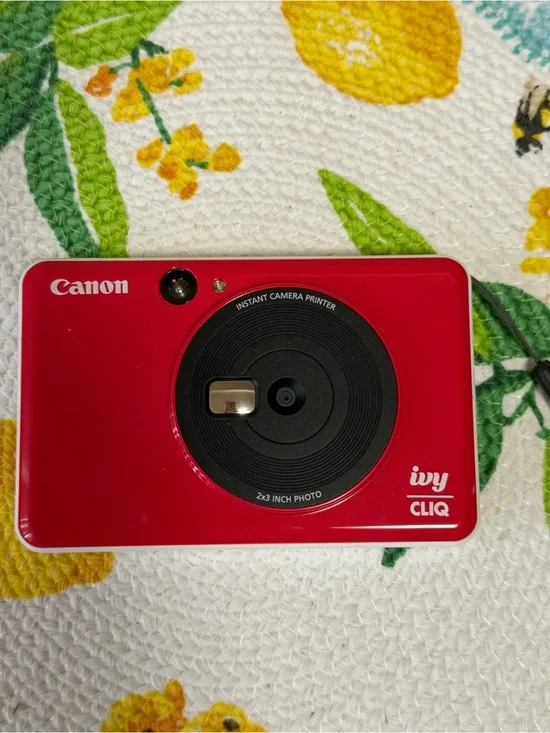 Canon Ivy CLIQ Instant Camera Printer - Red