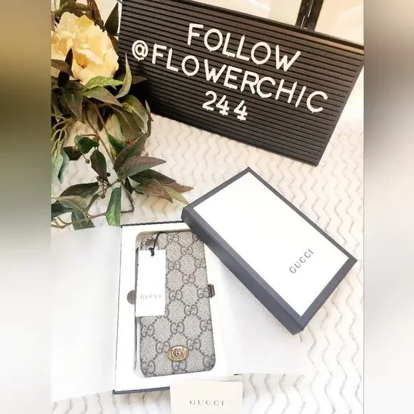 GUCCI CELL PHONE CASE 6 X 3