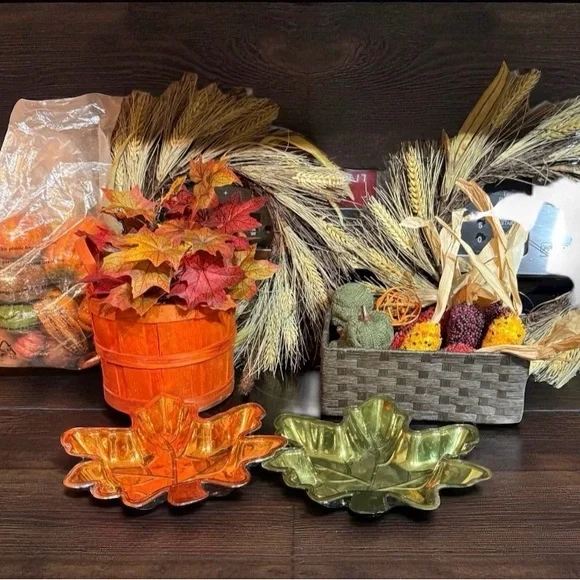 Fall / Autumn Bundle - Wreaths - Faux Pumpkins- Baskets Leaf Shaped Plates