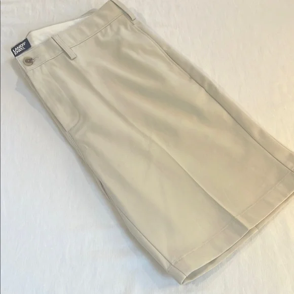 NWOT- Lands' End Tan Flat Front 9 inch Shorts Size 35