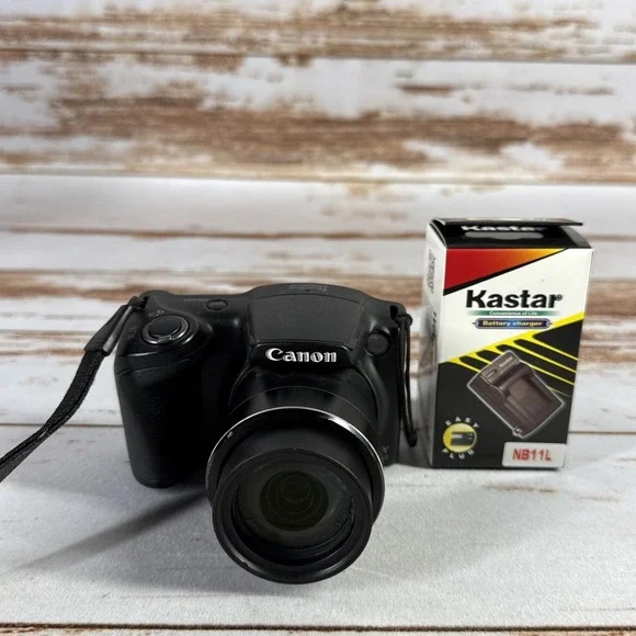 Black Canon PowerShot SX400 IS 16.0MP Digital Camera Bundle For Parts