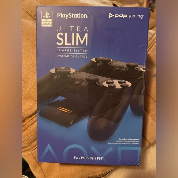 NWT , PDP - Gaming Ultra Slim Charge System - Playstation 4