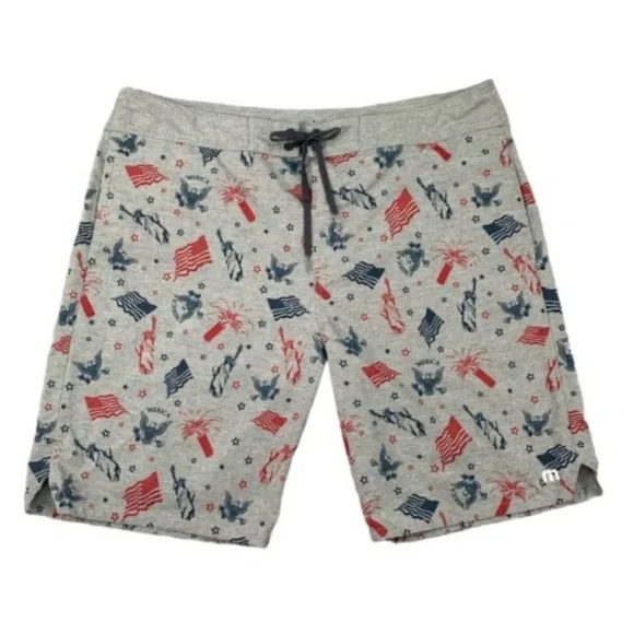 Travis Mathew Board Shorts Mens July 4th American Flag Patriotic USA Flag Sz 34