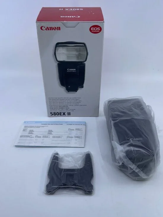 canon speedlite 580ex II electronic flash unit with accessory and original box