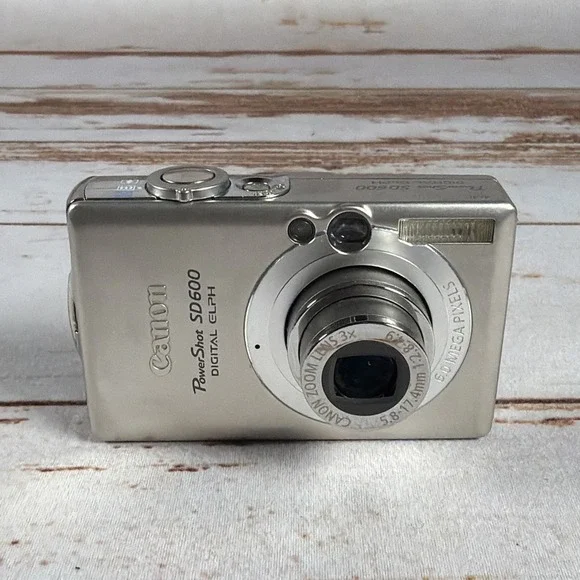 Canon PowerShot SD600 Digital ELPH 6MP Silver AS-IS Parts Repair No Display
