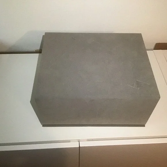 Authentic Van Cleef & Arpels VCA Gray Gift Jewelry Presentation Storage Box