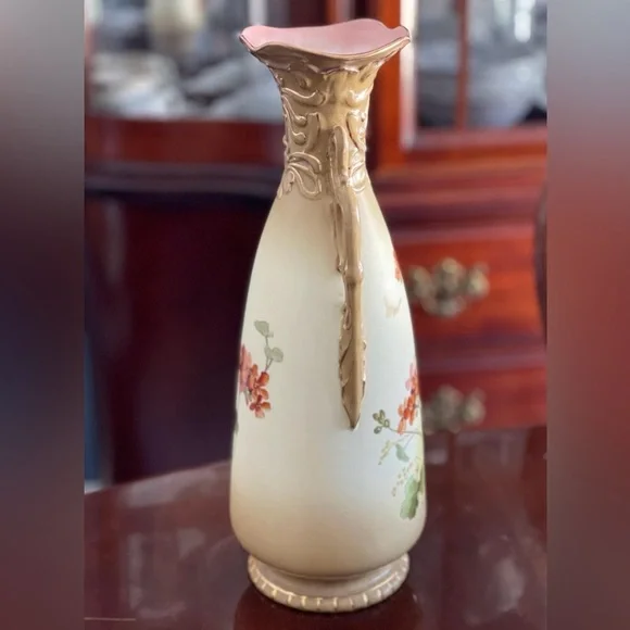 Victorian Royal Lichtenstein Vase Hand Painted Floral Austrian Porcelain VTG