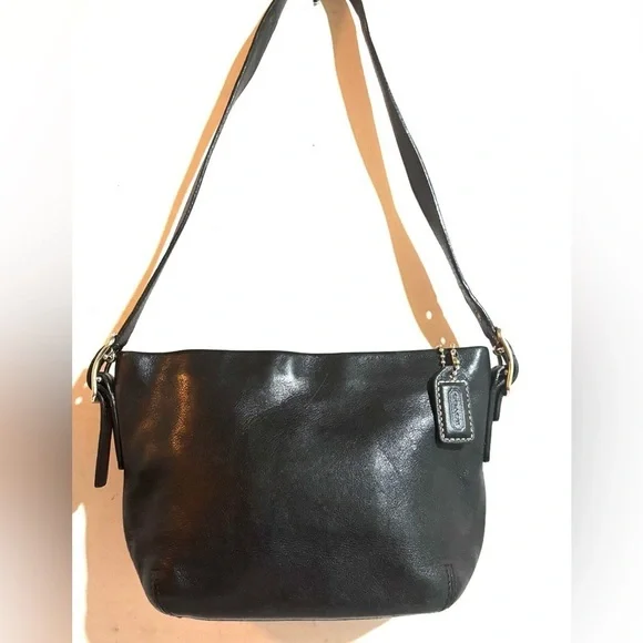 Coach vintage black leather small shoulder handbag