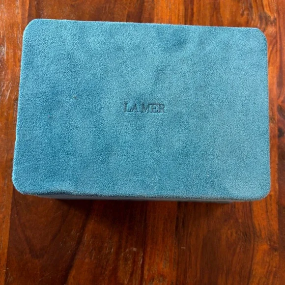 La Mer Teal Blue Velvet Luxury Jewelry Skincare Storage Box Case Hinged Lid