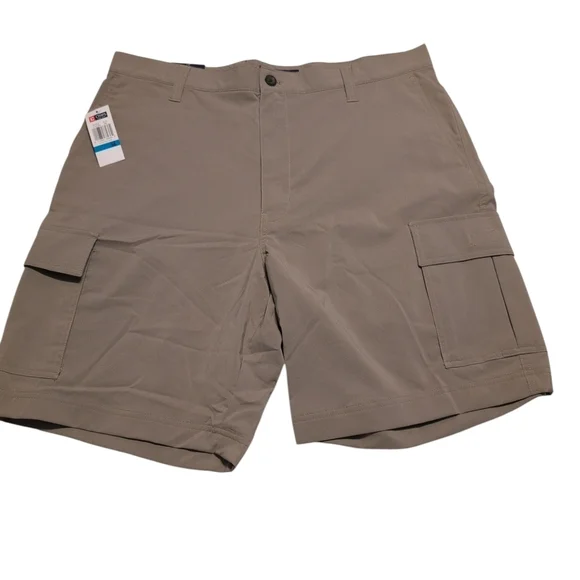 Chaps Tan Cargo Shorts with Flat Front Design