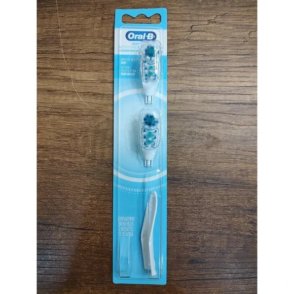 Oral-B Battery Power Replacement Brush Heads, Deep Clean 2 Count A19