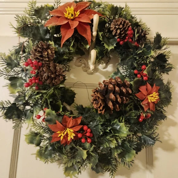 * Christmas Wreath
