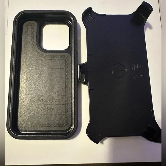 OtterBox Defender Pro Case for Apple iPhone 15‎ Plus / iPhone 14 Plus