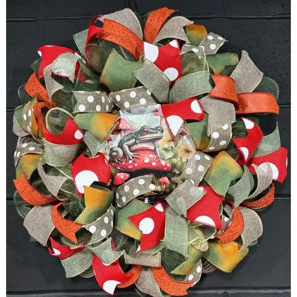 Mushroom Frog Wreath For Front Door Handmade 22 inch Deco Mesh