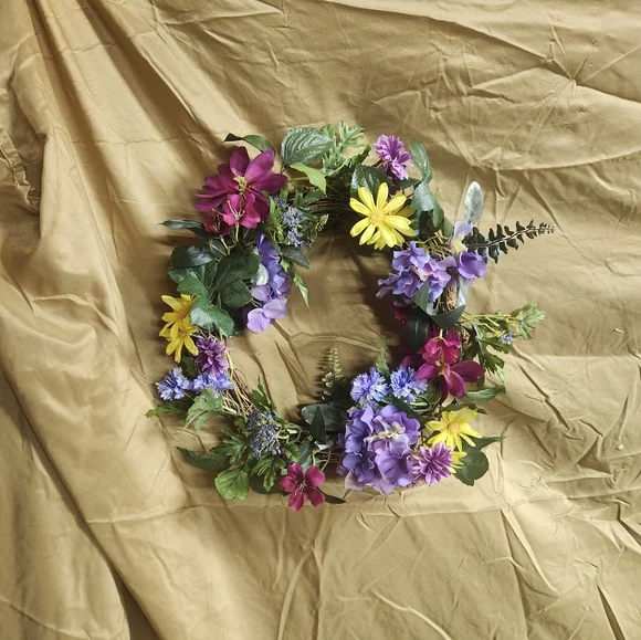 Floral wreath