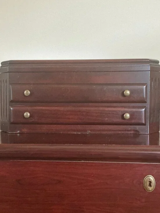 VGUC Reed & Barton Cherry 2-Drawer Jewelry Chest / Box w/ Burgundy Velvet Lining