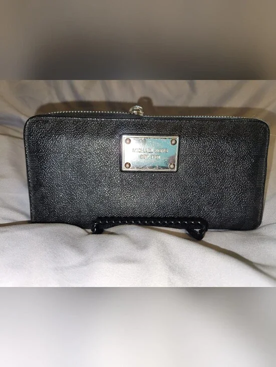 Michael Kors Black Textured Leather Wallet