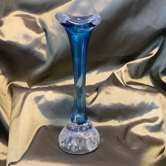 Fantastic blue bud vase.