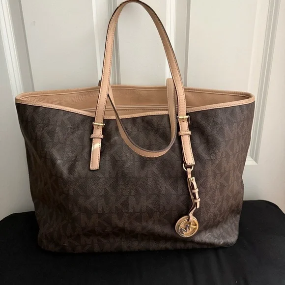Michael Kors | Jet Set Travel Tote | Excellent Conditions
