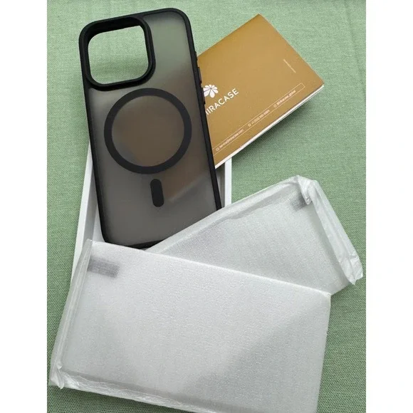 iPhone 15pro case new in Box Black Full Body case
