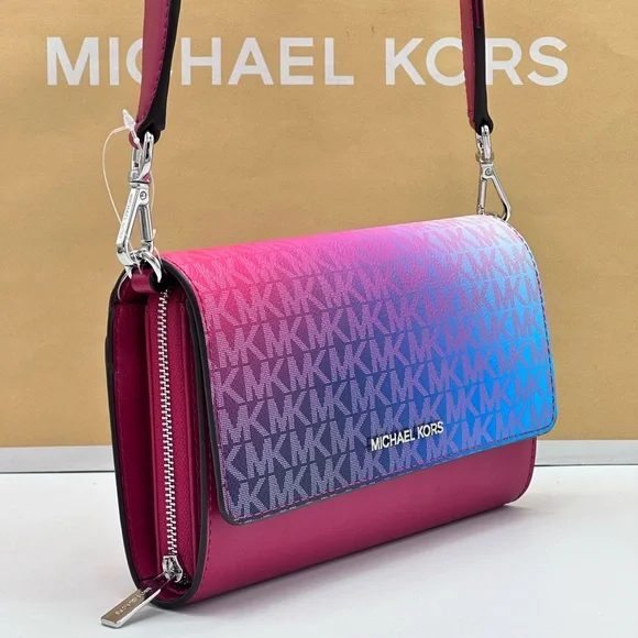 Michael Kors Fuchsia Jet Set Crossbody