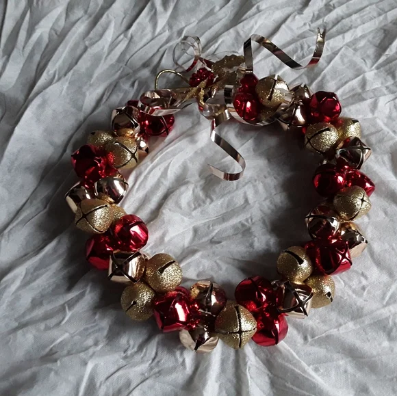 Vintage Holiday Christmas Jingle Bell Wreath