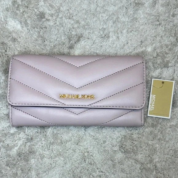 NWT Michael Kors Powder Blush Quilted Large Trifold Wallet