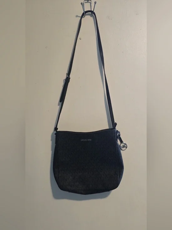 Michael Kors Black Signature Logo Crossbody