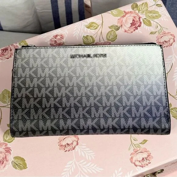 Michael Kors Jet Set Large Ombré Signature Logo Wristlet