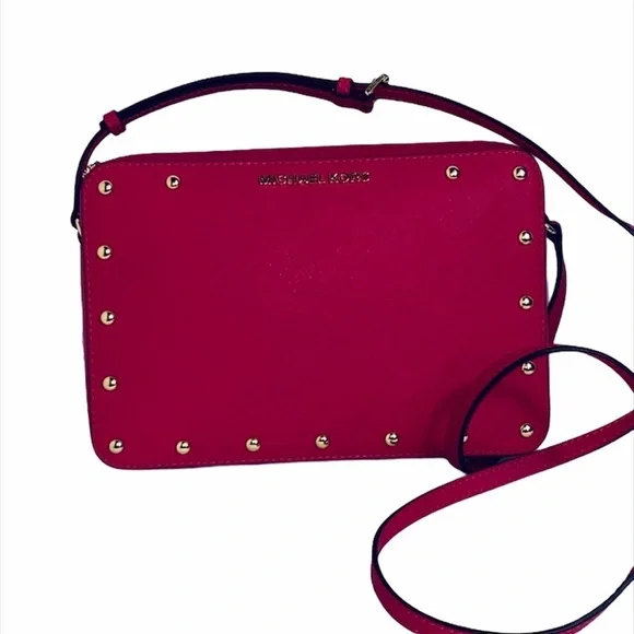 Michael Kors Sandrine Stud EWCrossbody Bag pink