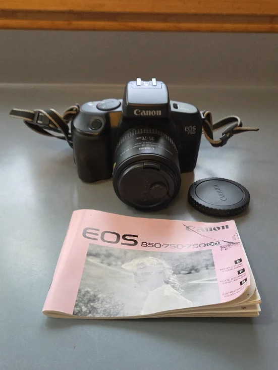 Canon EOS 750 For Parts Only