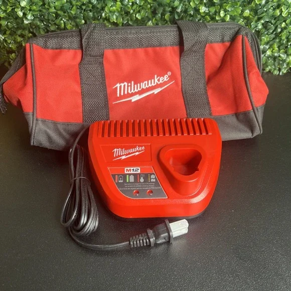 NEW Genuine Milwaukee 48-59-2401 M12 12V Lithium Ion Battery Charger 12 Volt