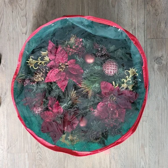Christmas Berries and Poinsettia 24