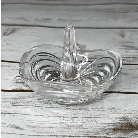 RCR Excellent Ring Holder Clear Lead Crystal Aurea Scalloped Vintage OS