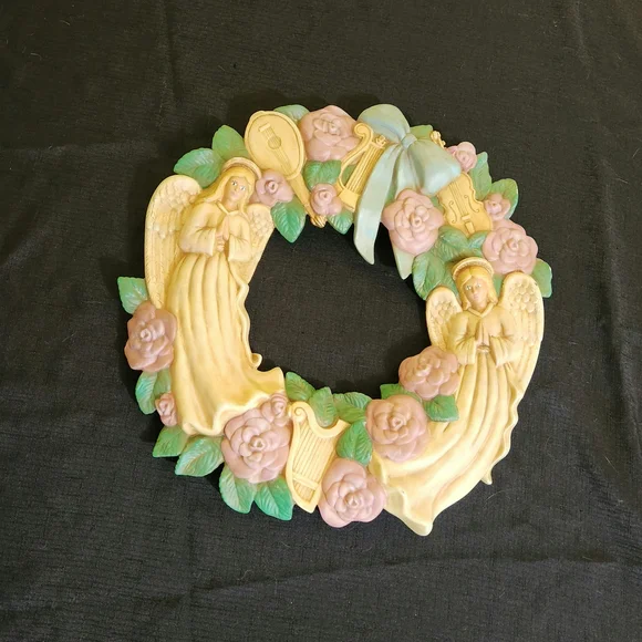 Vintage Scorio Charming Angel Wreath with Pink Roses and Green Leaves