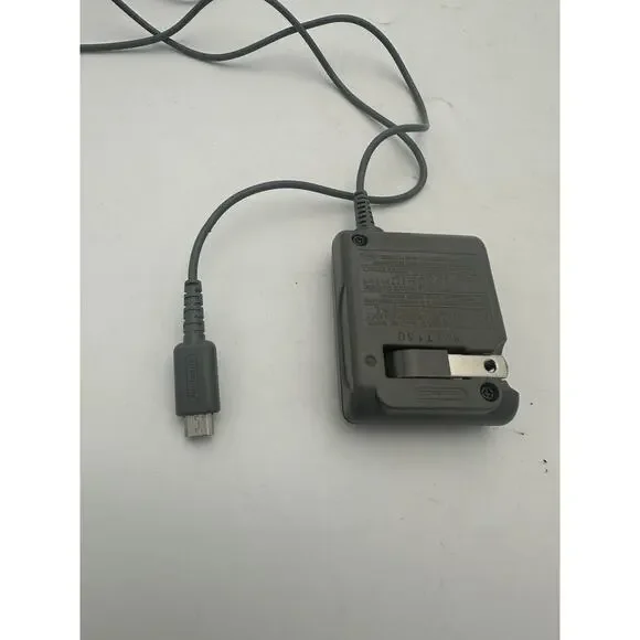 Lot Of 2- Official Nintendo USG-002 DS Lite Wall Power Charger AC Adapter OEM