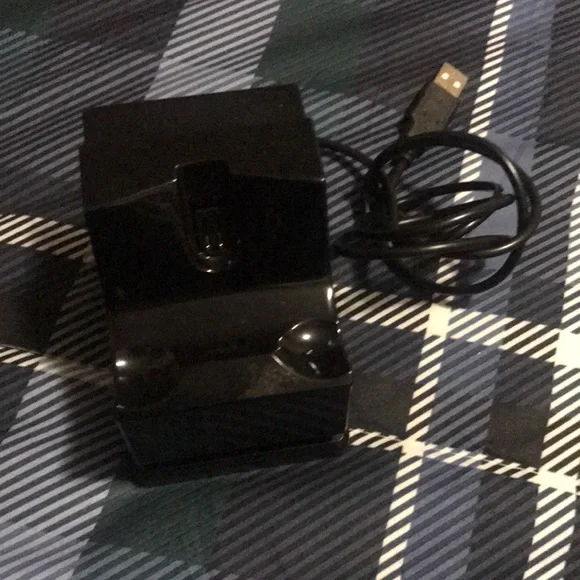 PlayStation 4 Controller charger