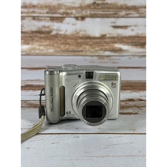 Canon PowerShot A700 6.0MP Digital Camera Silver FOR PARTS Lens Shutter Issue