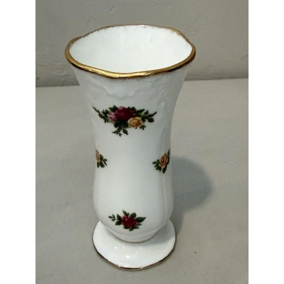 RARE! VINTAGE 1962 ROYAL ALBERT BONE CHINA 