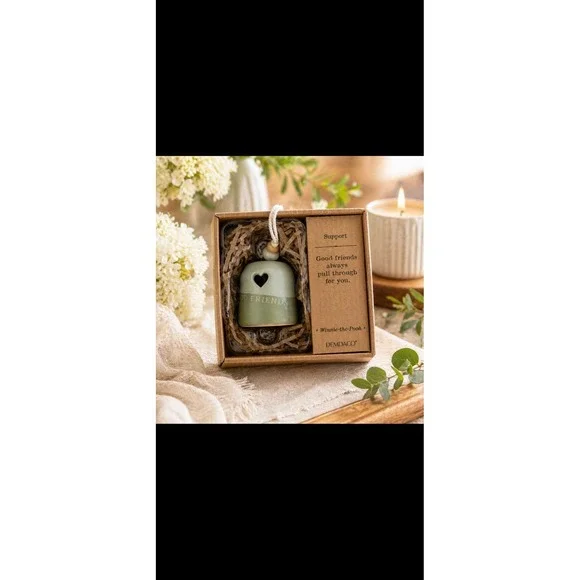 NEW Demdaco Heart BEST FRIEND Ceramic Stoneware Mini Bell Winnie The Pooh