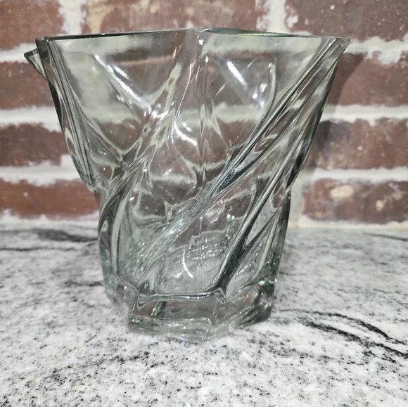 Swirl Glass Vase