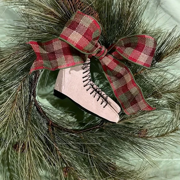 8 inch wreath