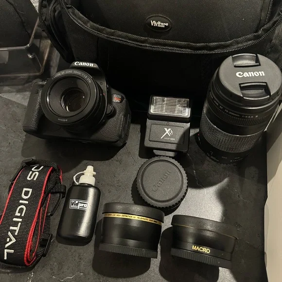 Canon Rebel T5i Camera Kit