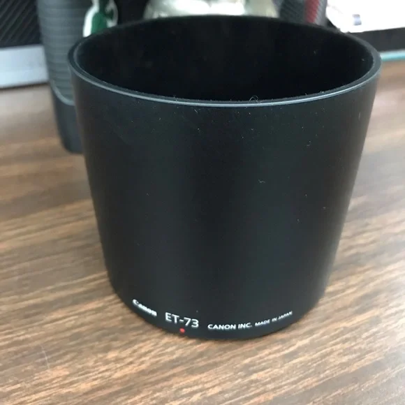 Canon ET-73 Lens hood